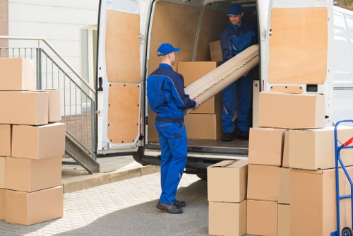 Removal van supporting a house move in Downe