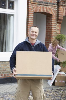 Removal truck hire service in Downe for local house and business moves